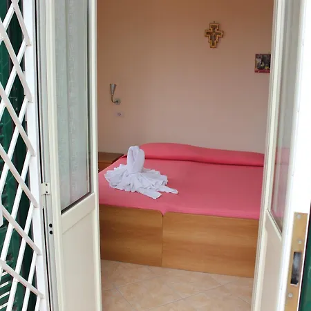 Casa Per Ferie Beato Rosaz-3