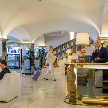 Hotel Shangri-La Roma By Omnia Hotels-2