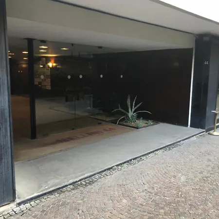 Mellini Palace Suites By Premium Suites Collection-2