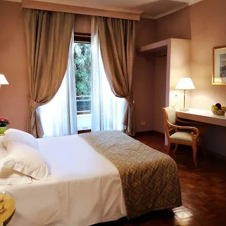 Aurelia Residence San Pietro Aparthotel-2
