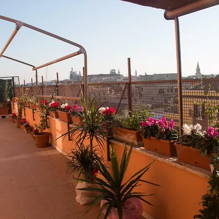 La Terrazza Di Evelina Guest House-3