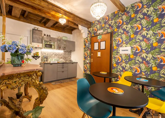 Hotel Deals RomeB&B Ventisei Scalini A Trastevere