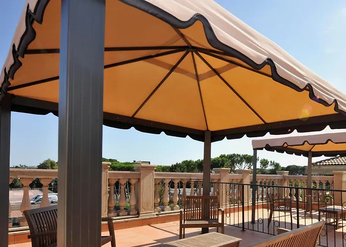 Hotel Deals RomeAurelius Art Gallery