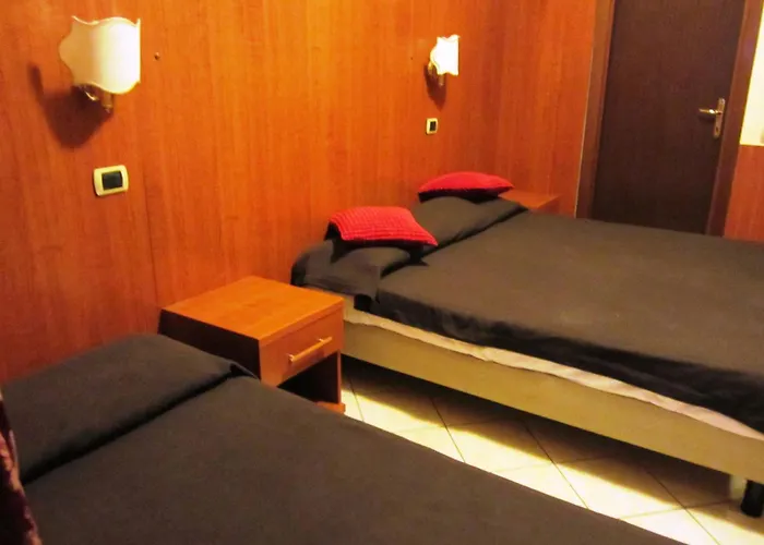 B&B Rome Terminal House