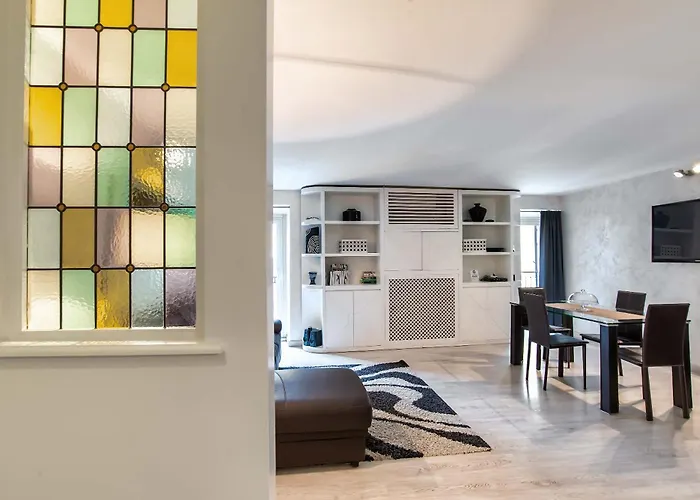 Black And White Suite Rome