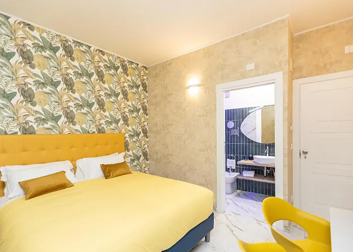 Flowery Rainbow Rome