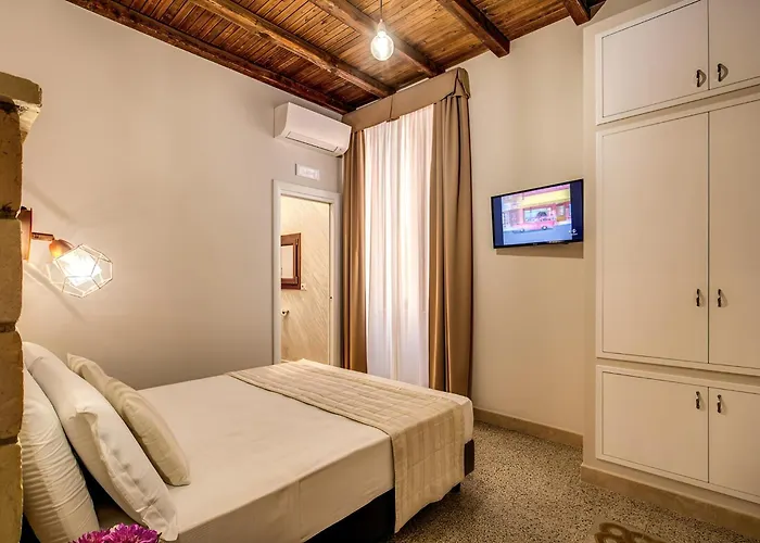 Colosseo Accomodation Room Guest House Rome