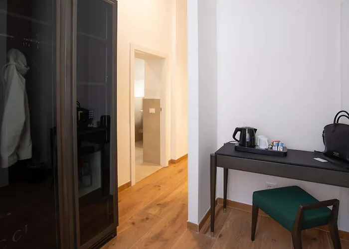 Essence Collection Hotel Rome