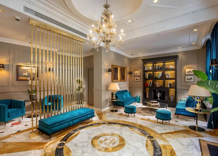 Condotti Boutique Hotel