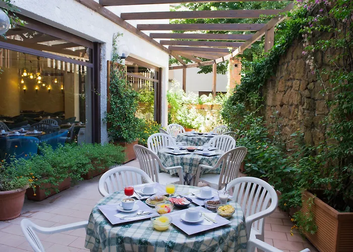 Hotel Deals RomeLa Pergola