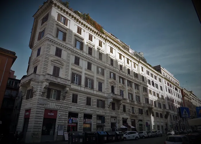 2 Passi Al Colosseo B&B Rome