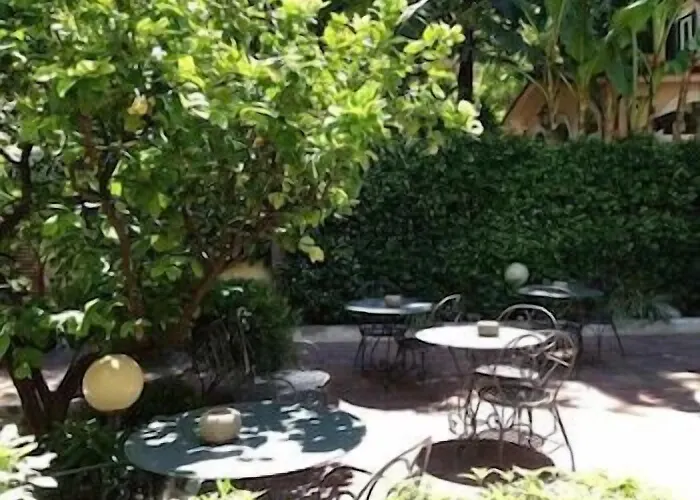 Hotel Deals RomeSelect Garden