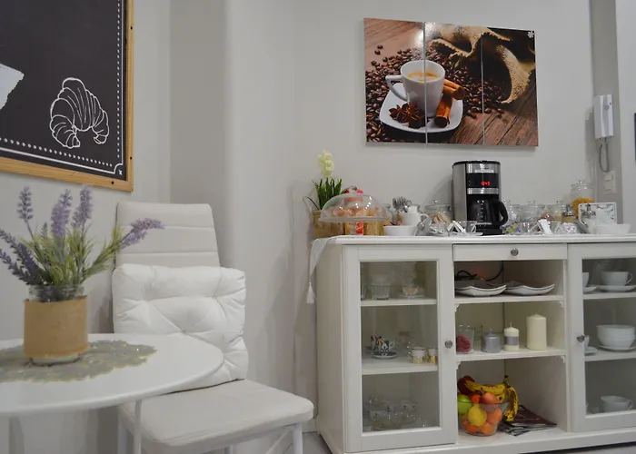 Moonlight Inn Guesthouse Rome