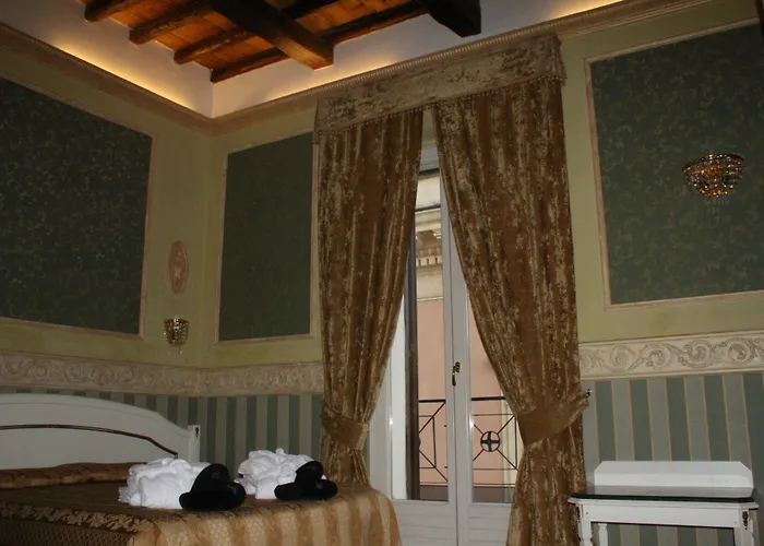 Upper View Suite Rome