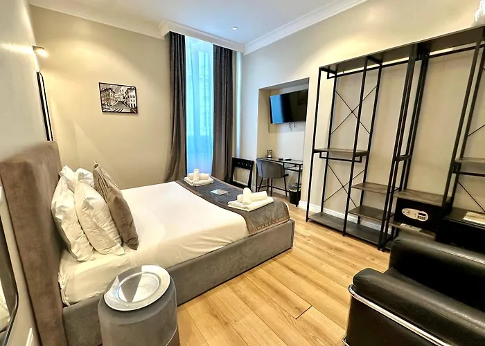 Ad Suites Tritone Rome