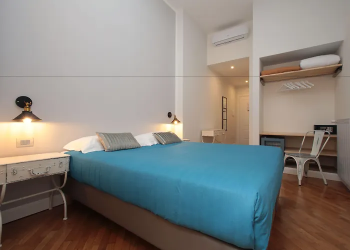Trevi Contemporary Suite Rome