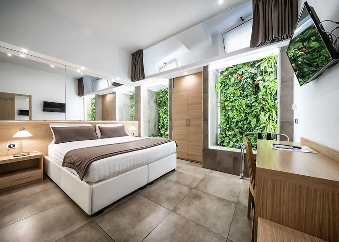 Hotel Paolo II Rome
