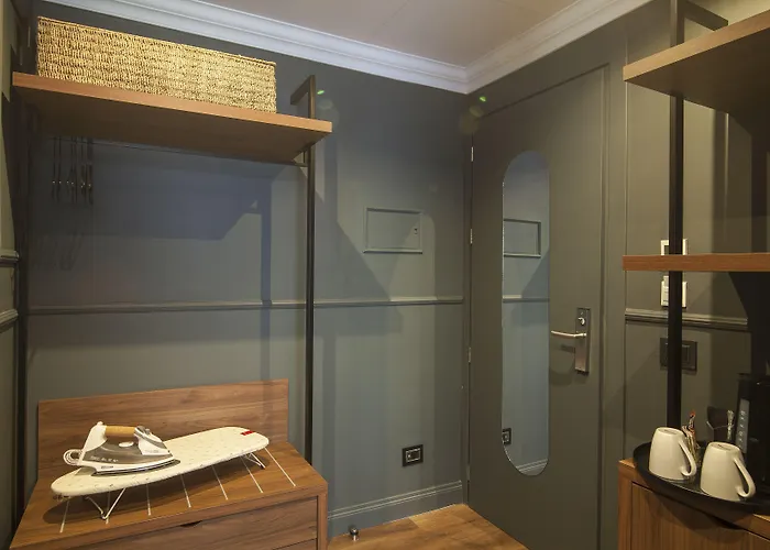 Seven Suites Rome