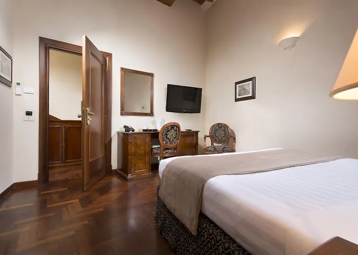 Hotel Teatro Pace Rome