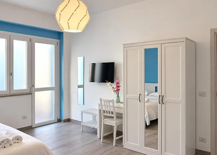 Roman Sunrise Rooms