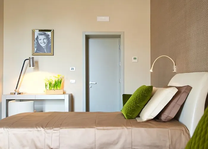 Hotel Deals RomeVittoriano Luxury Suites