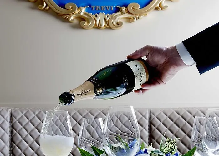 Hotel Deals RomeHarry'S Bar Trevi & Restaurant