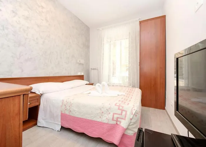 A Casa Nostra Bed & Breakfast Rome